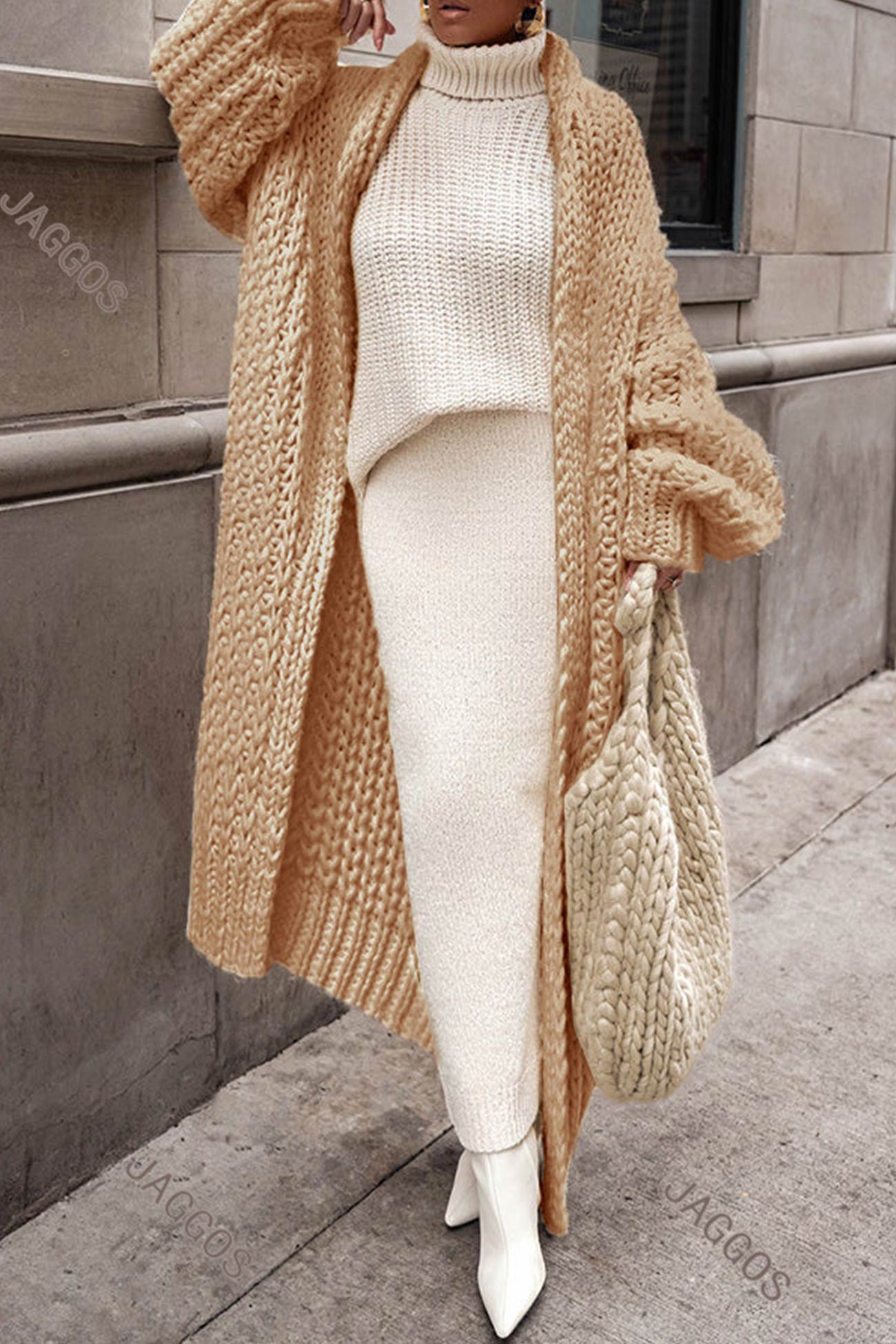 Women's long knitted cardigan