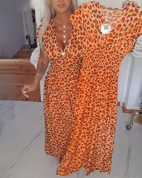 Liona | Elegant Dress with Leopard Print and V-Neck