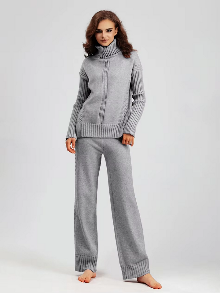 Scarlett™ - Stylish High-neck Pullover Sweater with Loose Pants Set