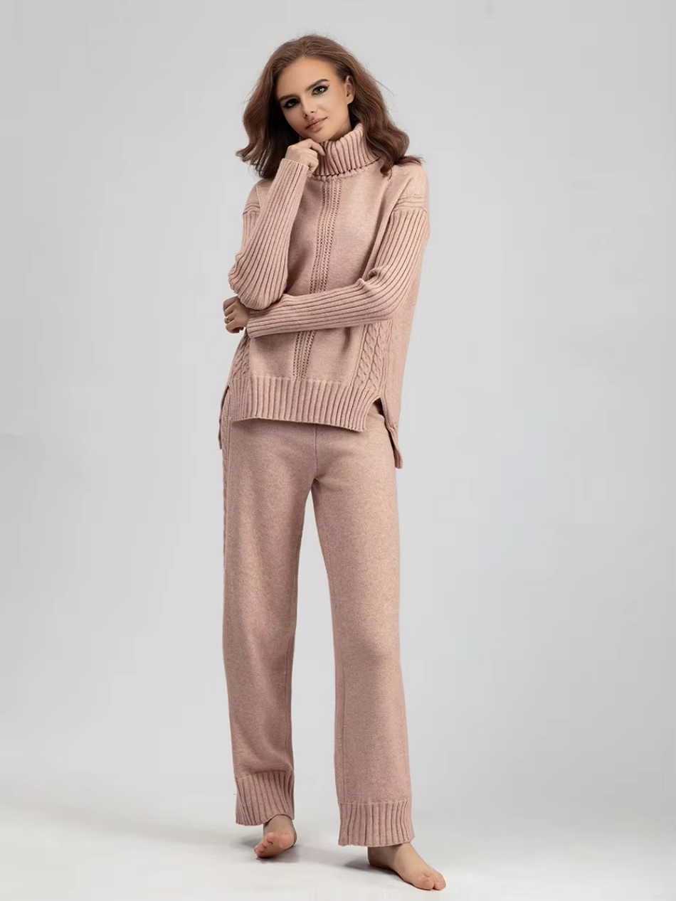 Scarlett™ - Stylish High-neck Pullover Sweater with Loose Pants Set