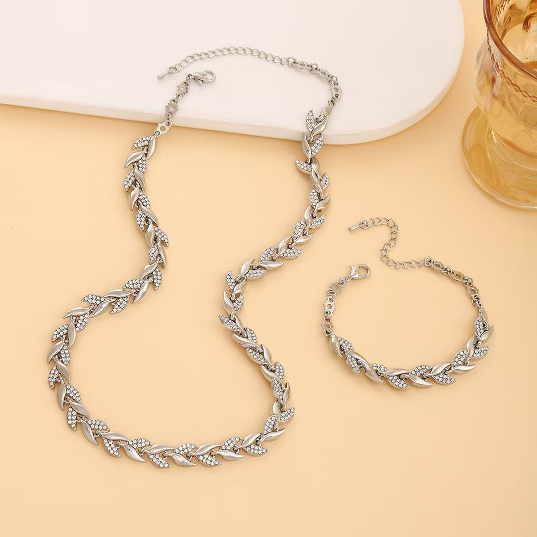 Claudine | Fish Tail Necklace & Bracelet Set